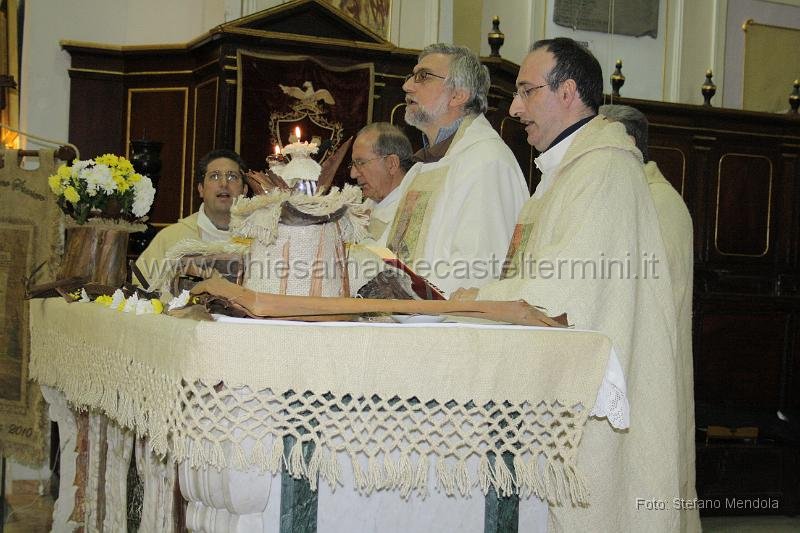 Immagine 209.jpg - 11Gennaio 2010 -  Celebrazione Eucaristica presieduta da padre Calogero Peri, Ofm Cappuccini.